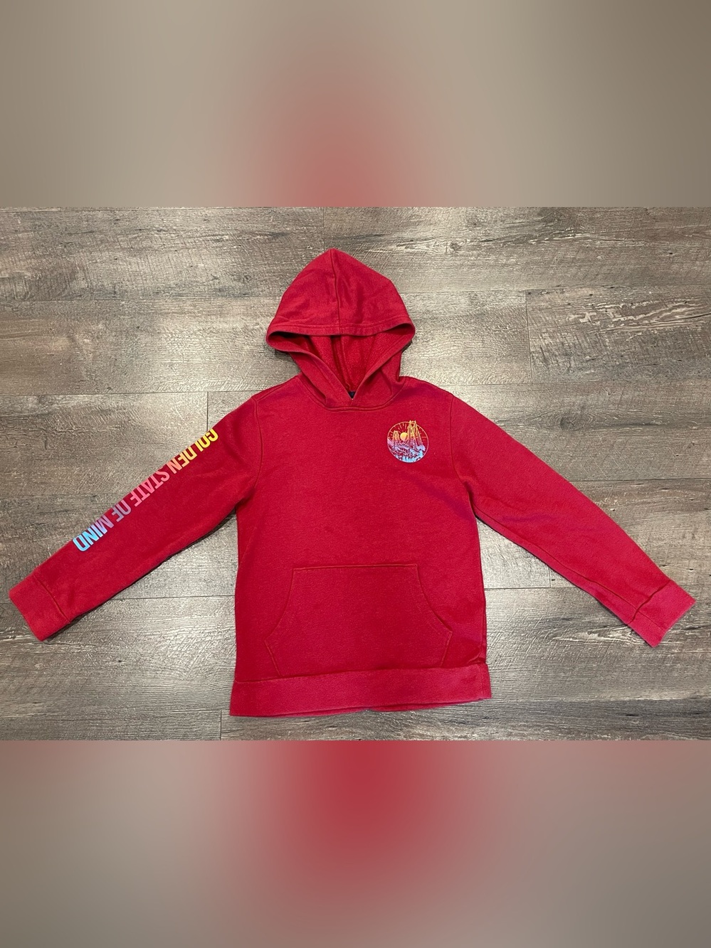 Old Navy Red Kids “Golden State of Mind” Stretch Hoodie with Front Pocket Size L